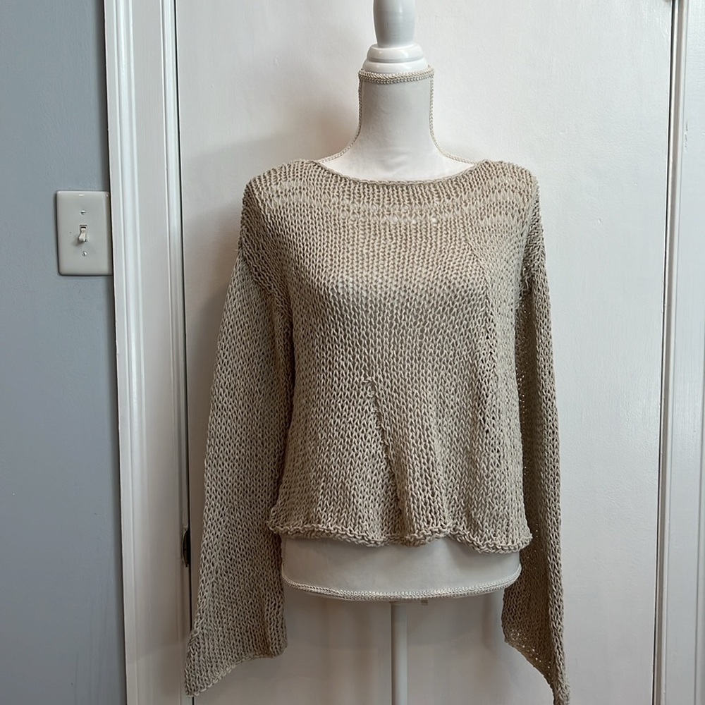 Gorgeous! Umit Unal sweater top. - Picture 7 of 7